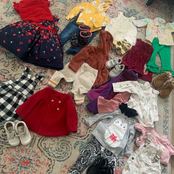 Great Assorted lot of Girls Toddler clothes and shoes!! - Picture 1 of 16